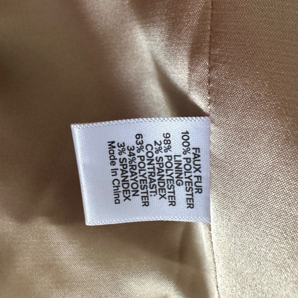 Striped Sherpa Collarless Short Jacket - SIze M - Picture 5 of 5